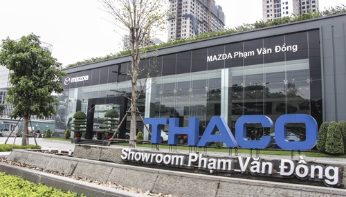 Bên trong showroom Mazda Phạm Văn Đồng Đà Nẵng, một đại lý xe ô tô chuyên nghiệp