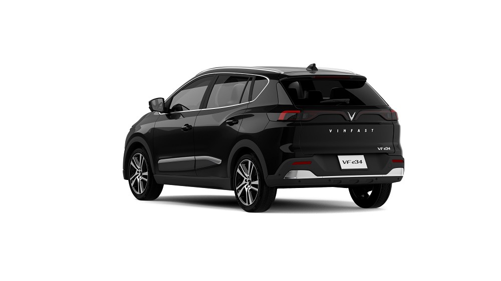 Xe ô tô điện màu đen VinFast VF e34 được nhiều khách hàng lựa chọn