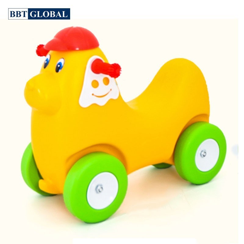 Xe chòi chân hình cún con màu vàng, giúp bé luyện tập di chuyển và chơi xe máy ô tô từ sớm