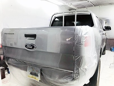 Xe Ford Ranger sau khi làm đồng sơn xong, lấy lại vẻ ngoài hoàn hảo tại TPHCM