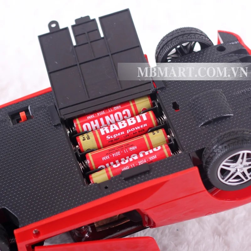 Hệ thống pin và điều khiển của xe ô tô đồ chơi siêu xe