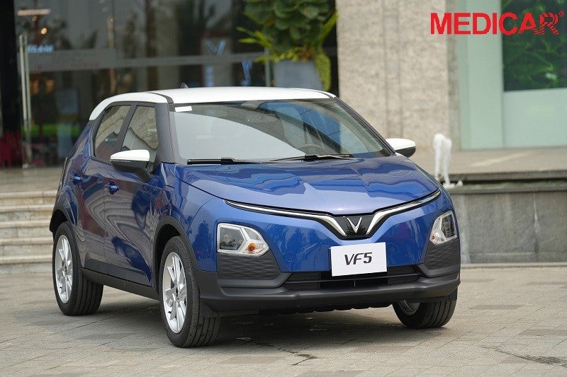 Nội thất hiện đại của VinFast VF 5 Plus, xe ô tô điện VinFast giá rẻ với tiện nghi cao cấp
