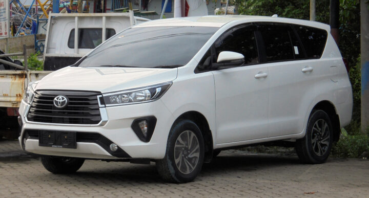 2022 Toyota Kijang Innova 2.4 G GUN142R 282022030229