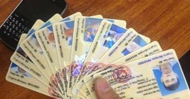 Giấy phép lái xe hạng C giúp bạn điều khiển xe ô tô tải, hình ảnh xe tải trên đường tại Hải Dương