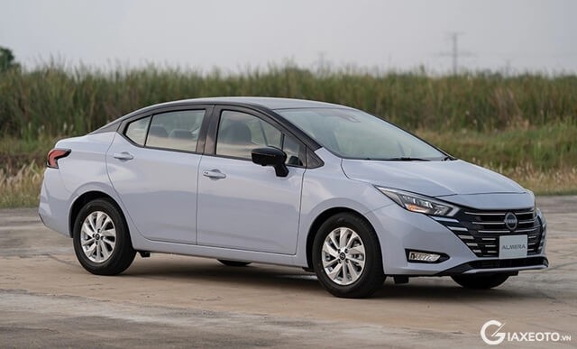 Hình ảnh xe Nissan Almera 2025 màu trắng, một mẫu sedan phân khúc B nổi bật trong bảng giá xe ô tô Nissan mới nhất