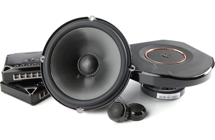 Cận cảnh màng loa trầm Plus One™ của loa Infinity xe ô tô