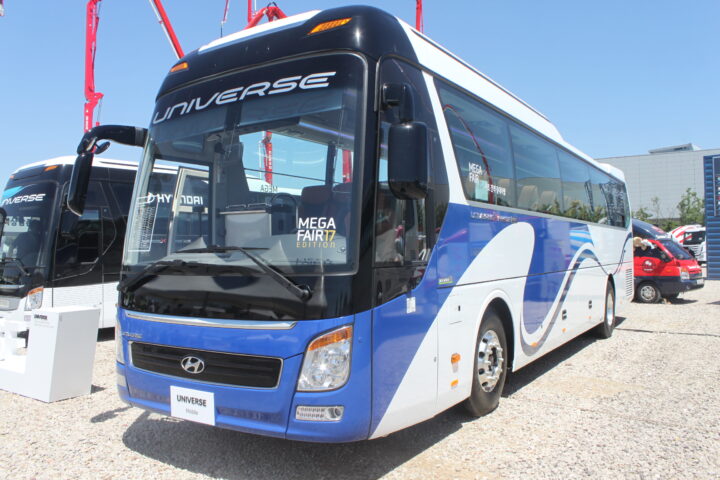 Hyundai New Premium Universe Xpress Noble 44 Seat Front Side
