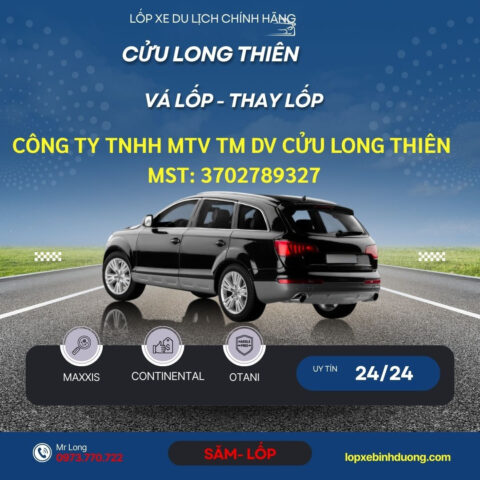 Kỹ thuật viên đang kiểm tra và thay lốp xe ô tô mới một cách hợp lý