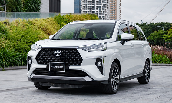 Thiết kế nội thất hiện đại và rộng rãi của xe ô tô riêng 7 chỗ