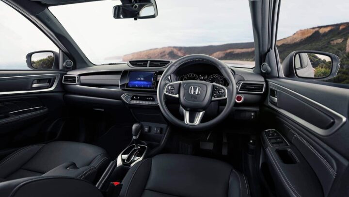 br v 2023 rhd spacious comfort and versatility