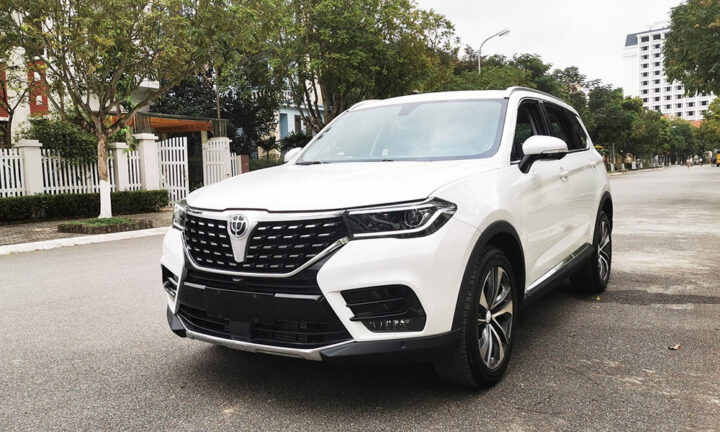 Hình ảnh minh họa một mẫu SUV Trung Quốc giá rẻ phổ biến năm 2012, thể hiện sự phát triển của ngành ô tô.