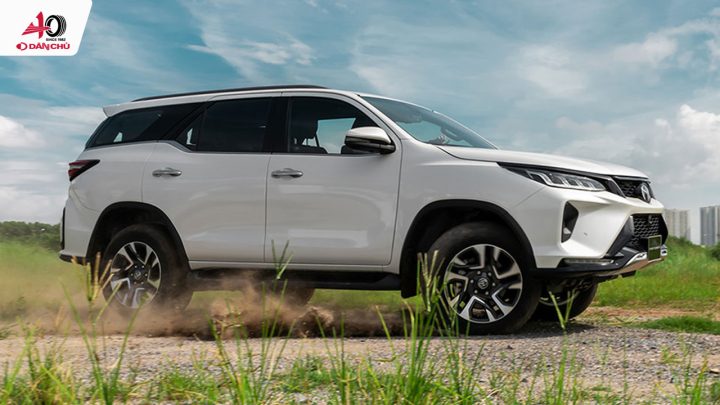 Lốp xe ô tô Fortuner với thông số kỹ thuật rõ ràng