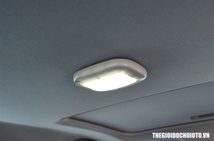 den led dan tran xe o to mau 3 1 1