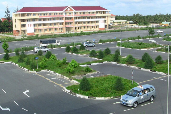 Học bằng lái xe ô tô Đà Nẵng