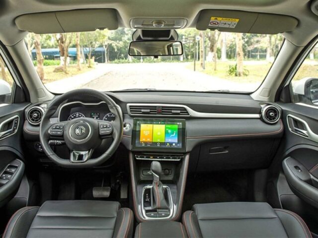 Nội thất tiện nghi của mẫu xe ô tô gầm cao MG ZS, phân khúc giá hấp dẫn