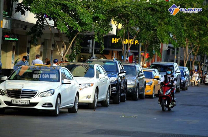 Nhu cầu thị trường và cơ hội đầu tư khi tư vấn mở bãi giữ xe ô tô