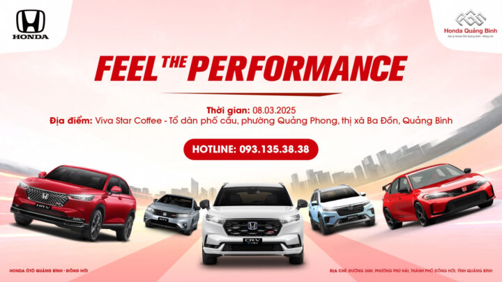 Người tham gia trải nghiệm lái thử xe ô tô Honda tại sự kiện Quảng Bình