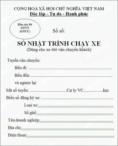 sổ nhật ký hành trình xe ô tô truyền thống với các cột ghi chép chi tiết