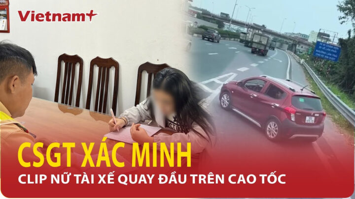 Hình ảnh một tài xế ô tô thực hiện hành vi quay đầu xe "hổ báo" giữa dòng xe cộ, tiềm ẩn nguy hiểm