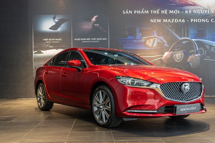 Hình ảnh xe ô tô Mazda 6 2021 với thiết kế ngoại thất Kodo sắc sảo từ phía trước