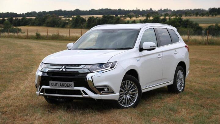 Đánh giá ngoại thất Mitsubishi Outlander với ngôn ngữ Dynamic Shield mạnh mẽ