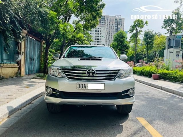 mua ban xe o to cu toyota fortuner 2015 10 min 629 min