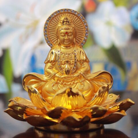 Tượng Phật Bà Quan Âm để xe ô tô
