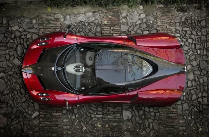 Pagani Huayra nguyên bản với thiết kế khí động học