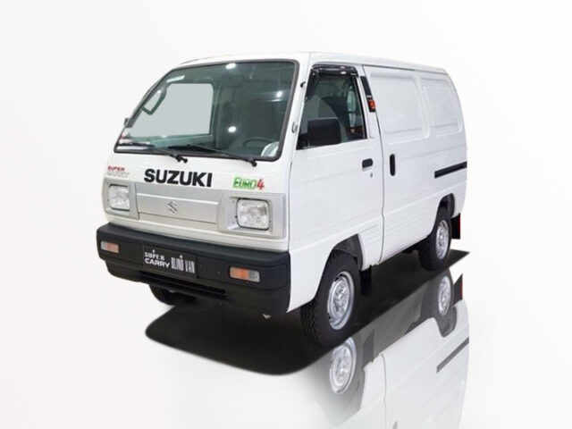 Xe ô tô Suzuki tải nhỏ Blind Van màu trắng với cửa lùa
