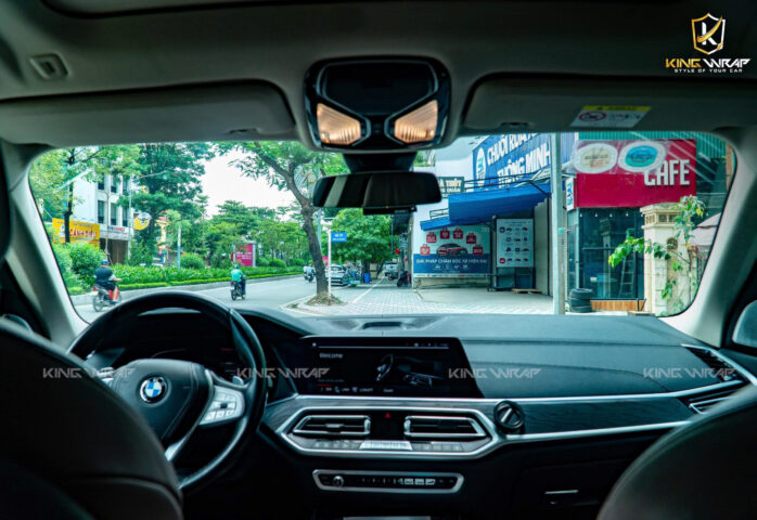 Dán PPF kính lái xe ô tô BMW X7 cao cấp, bảo vệ hiệu quả