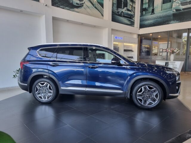 hyundai santafe xanh duong