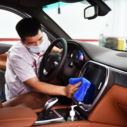 Quy trình vệ sinh xe ô tô kỹ lưỡng trước khi bảo quản lâu dài